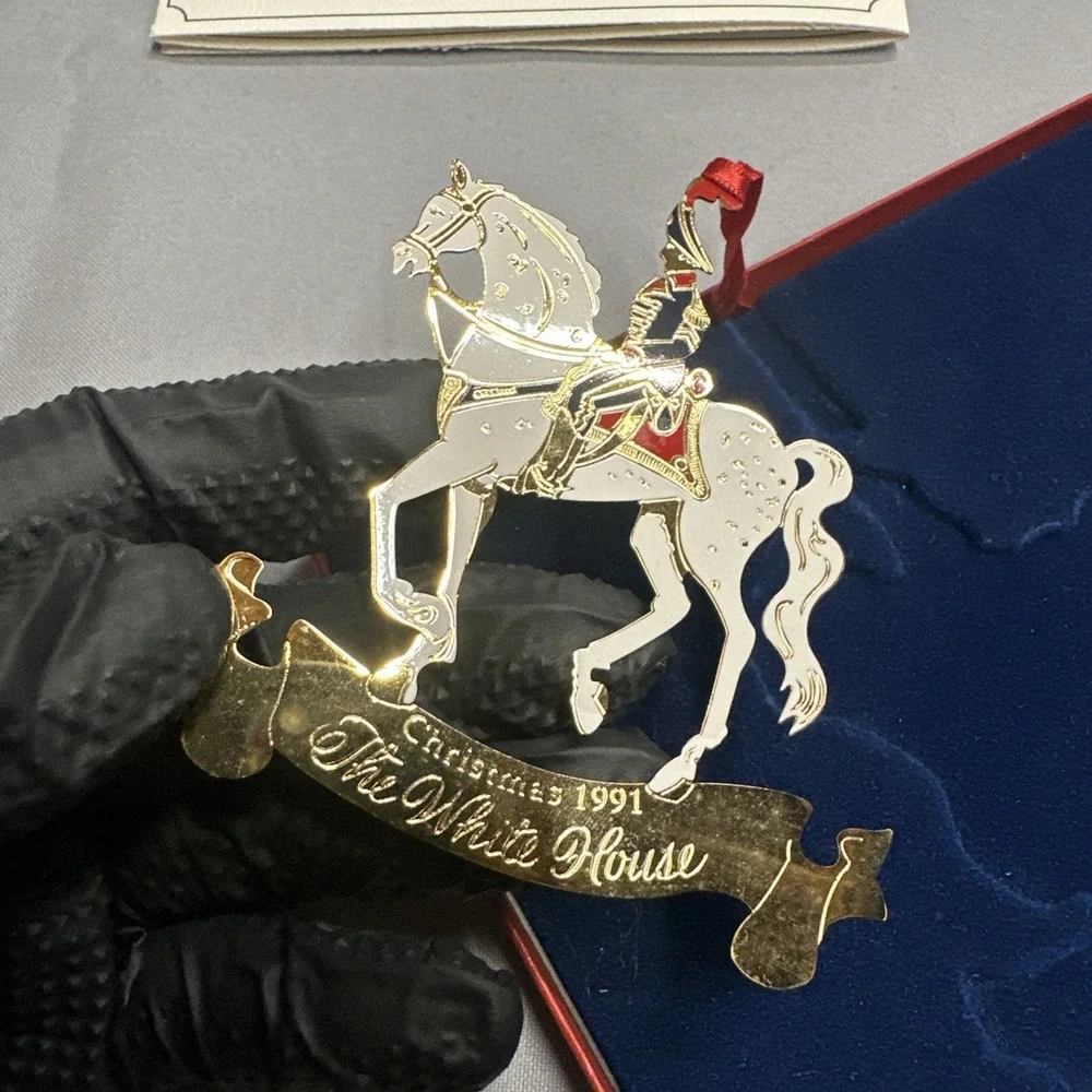 White House Historical Association 1991 Christmas Ornament Certificate & Box